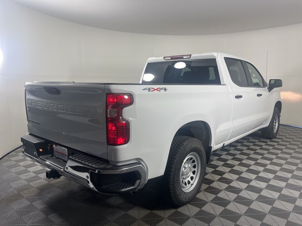 Thumbnail: 2026 Chevrolet Silverado 1500 - 5