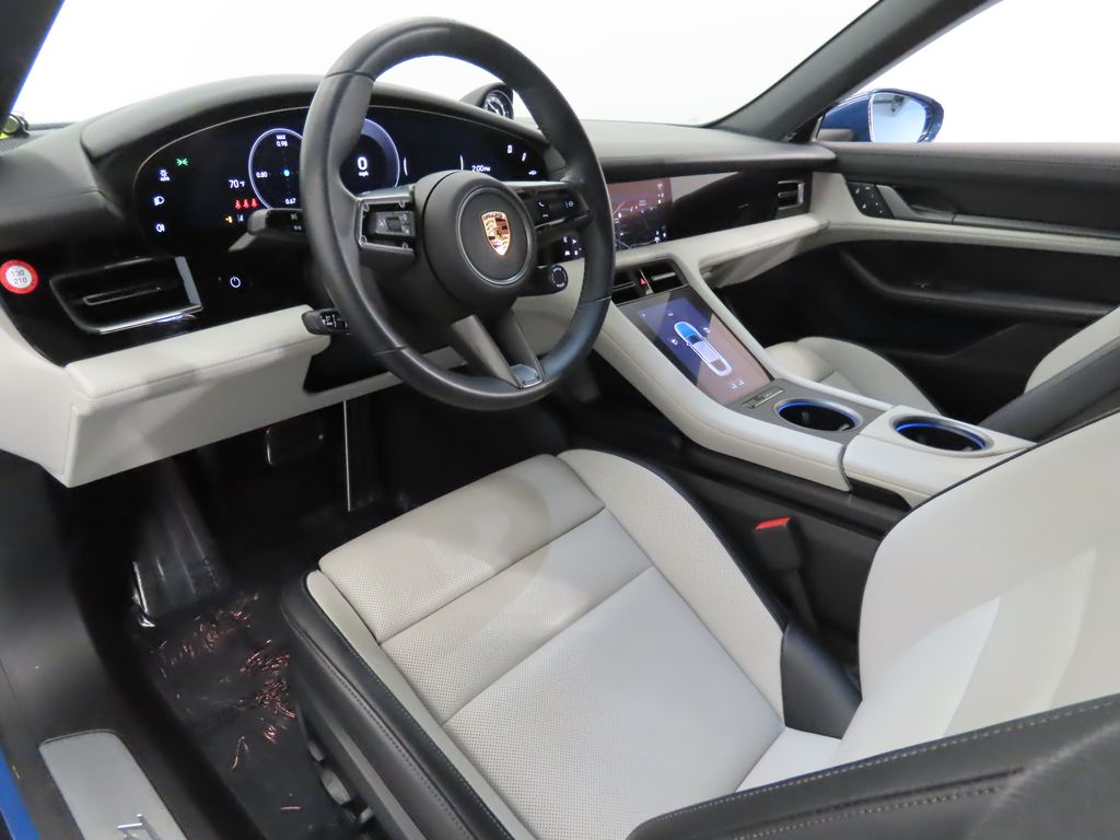 Thumbnail: 2025 Porsche Taycan - 4