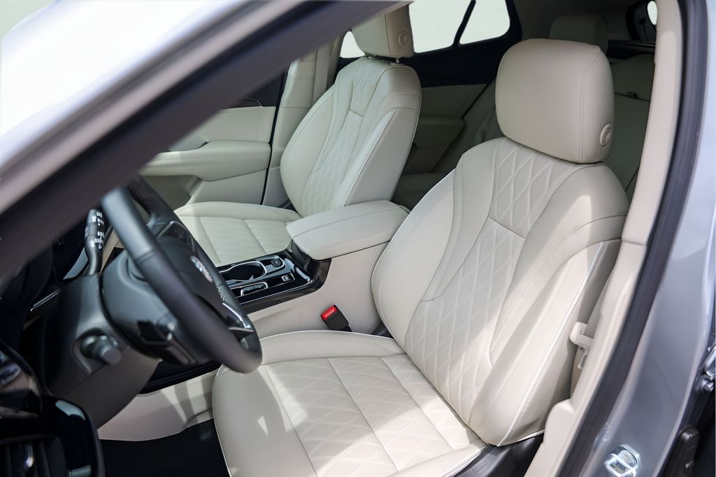 Used Car 2023 Buick Envision  Avenir For Sale Under $35,000 In Austin, Texas