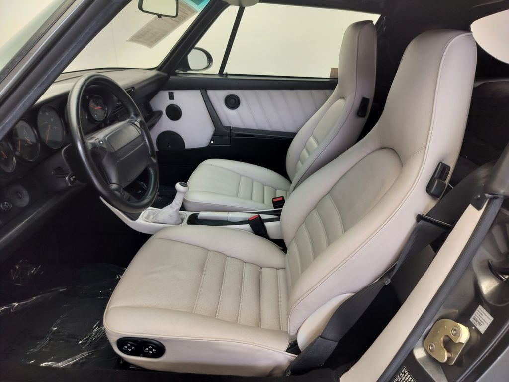 Thumbnail: 1992 Porsche 911 - 6