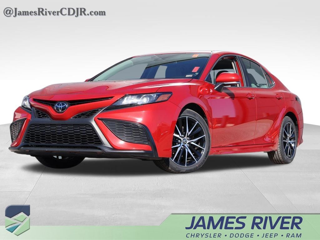 2024 Toyota Camry SE FWD