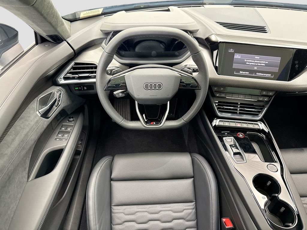 Thumbnail: 2026 Audi e-tron GT - 10