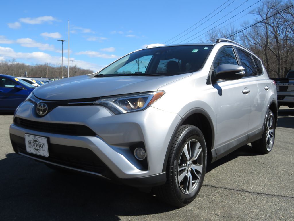 2017 Toyota RAV4 XLE