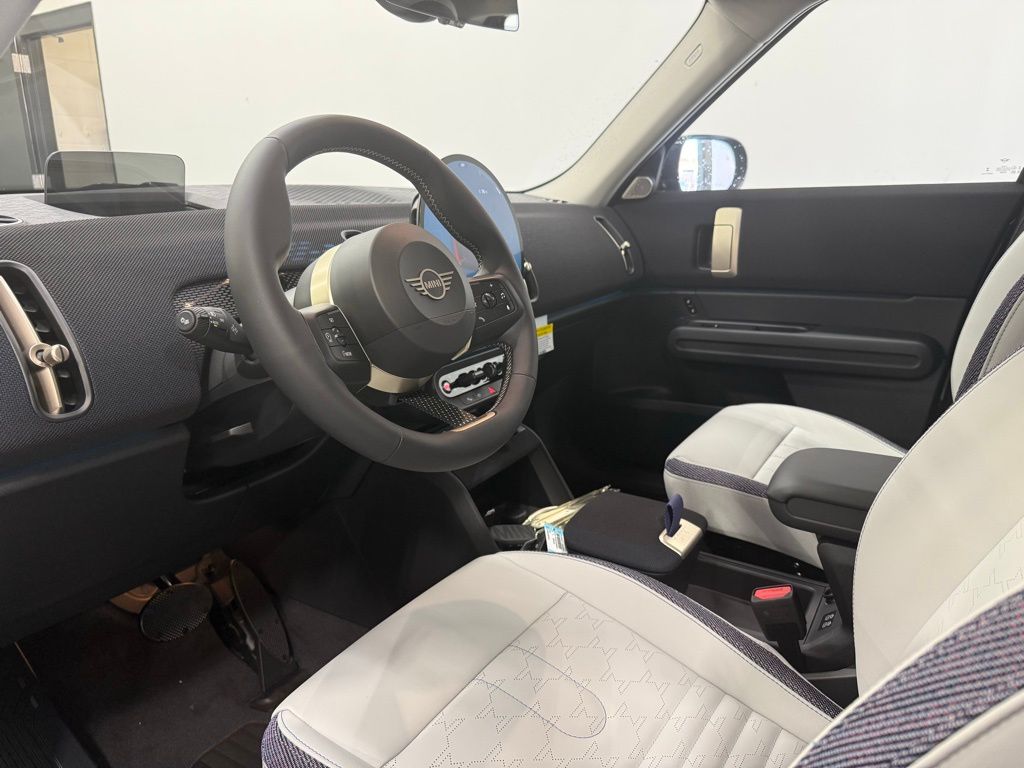 Thumbnail: 2025 MINI Cooper Countryman - 9