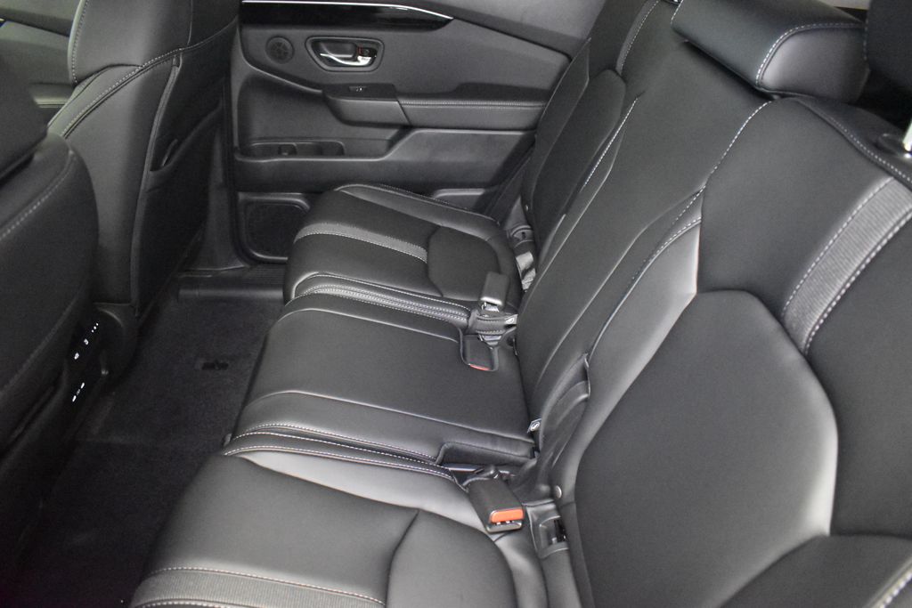 Thumbnail: 2025 Honda Pilot - 22