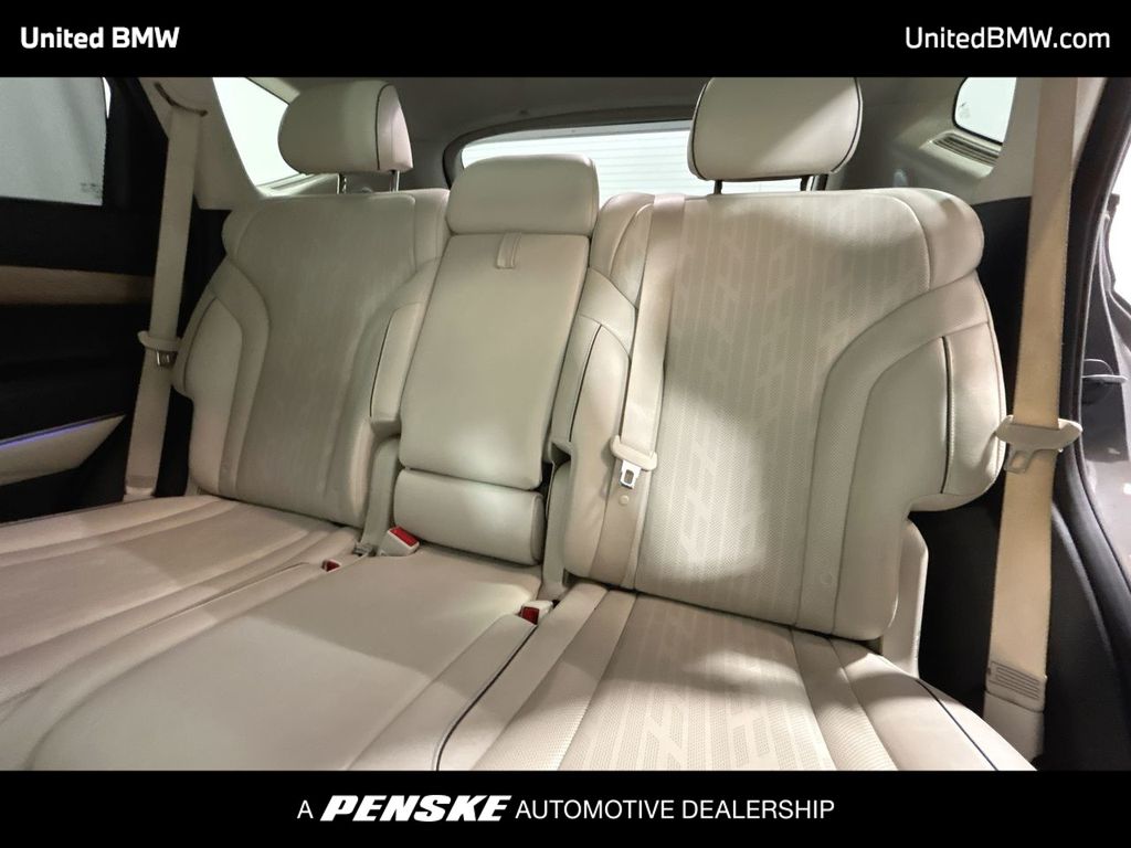 Thumbnail: 2021 Genesis GV80 - 21