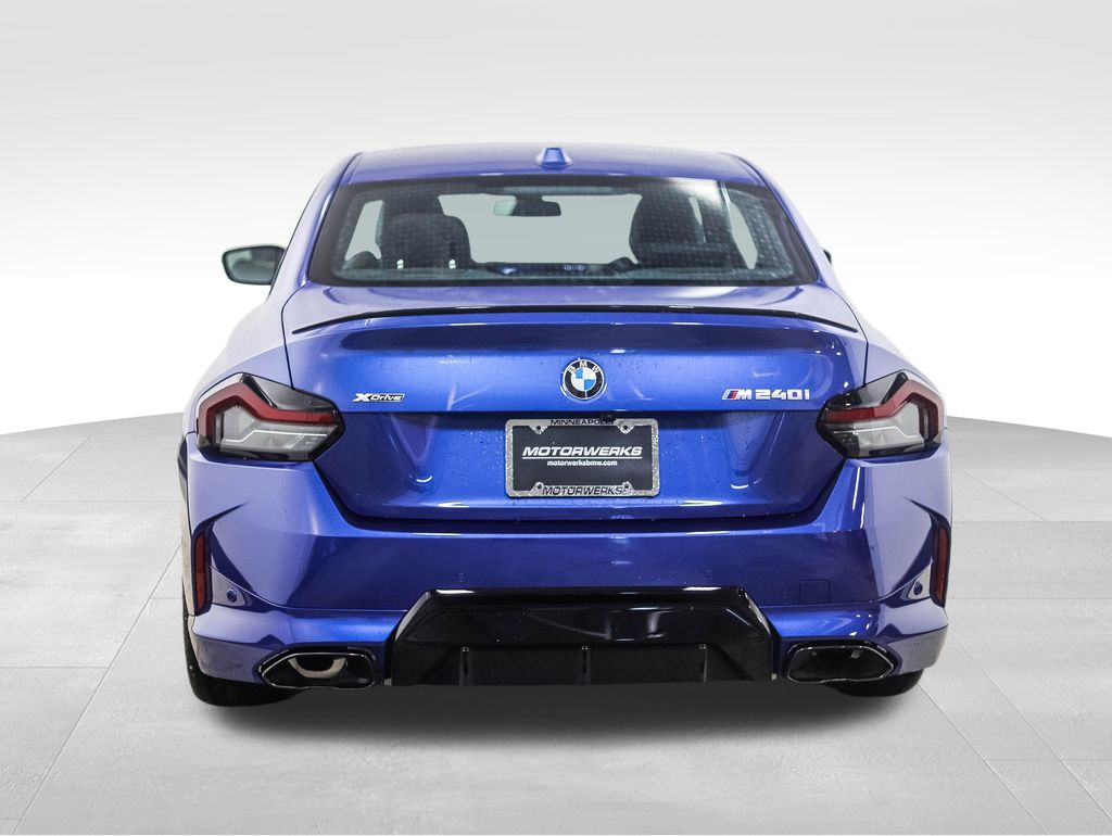 Thumbnail: 2026 BMW 2 Series - 4