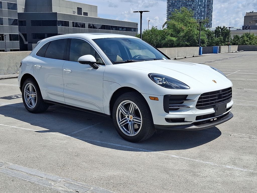 Thumbnail: 2021 Porsche Macan - 7