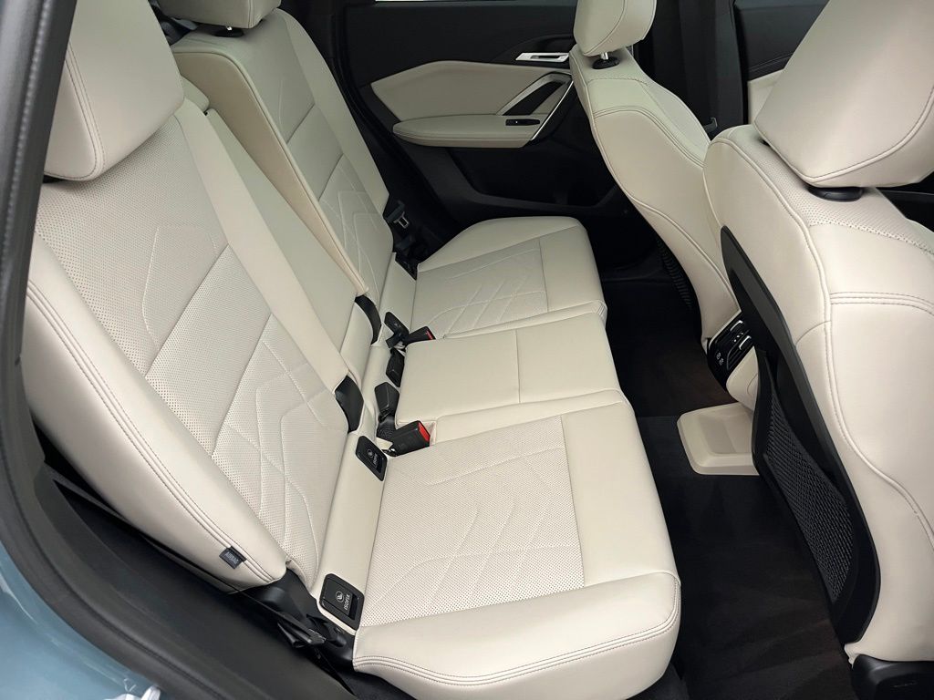 Thumbnail: 2023 BMW X1 - 28