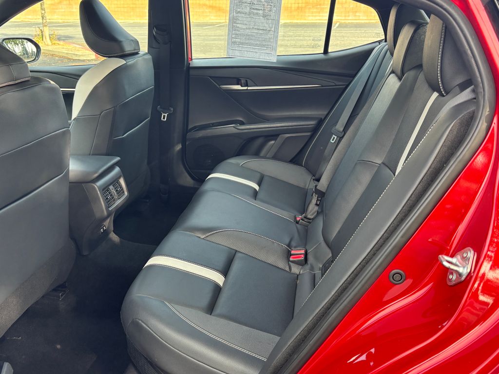 Thumbnail: 2025 Toyota Camry - 25