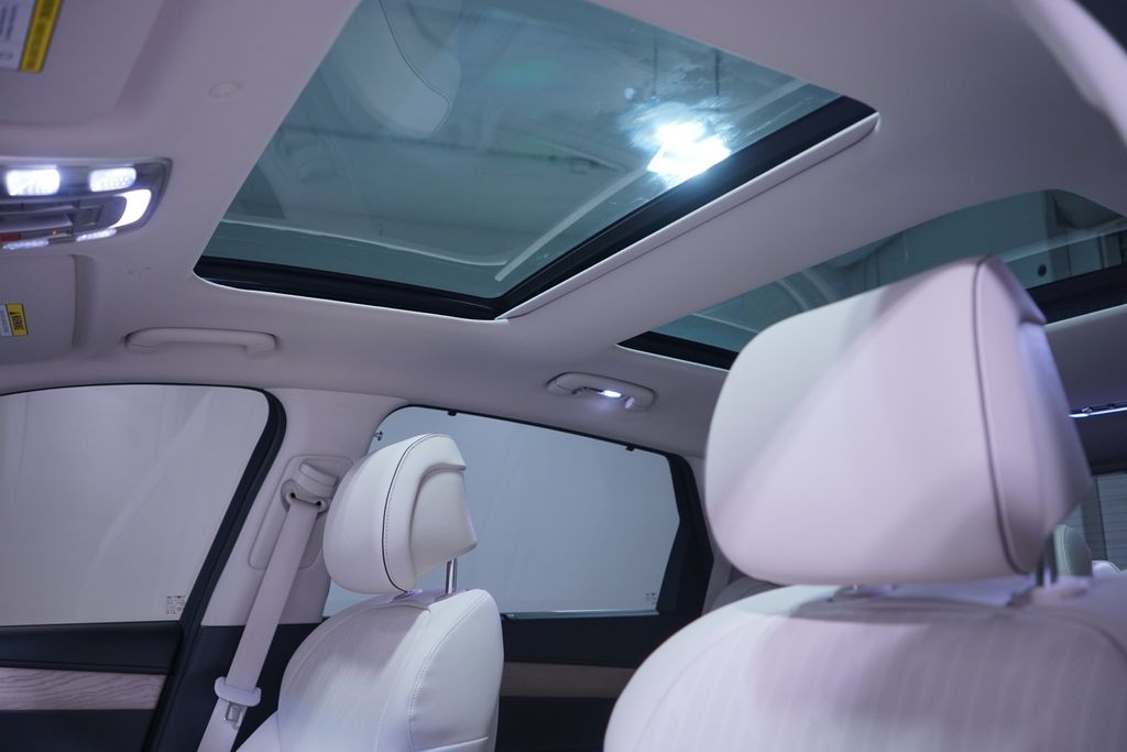 Thumbnail: 2023 Genesis GV80 - 8