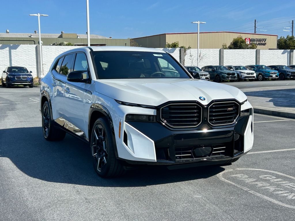 2025 BMW XM  7