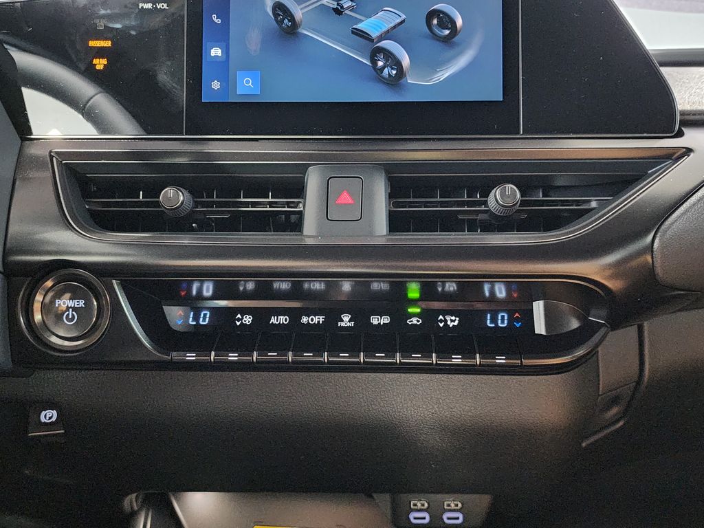 Thumbnail: 2026 Lexus UX - 22