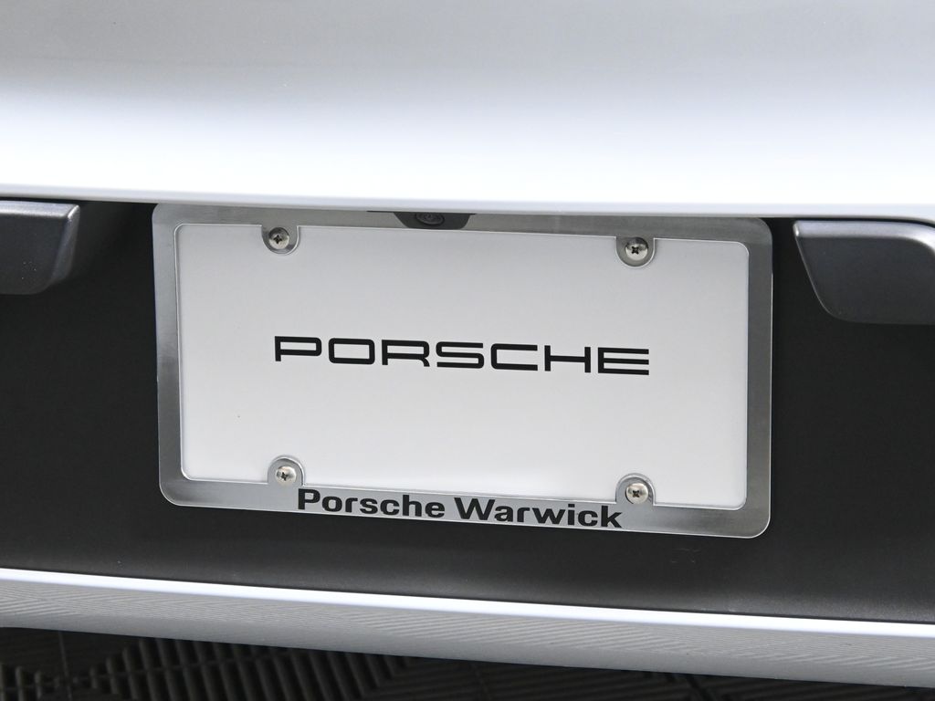 Thumbnail: 2024 Porsche 911 - 14