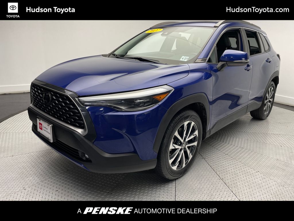2022 Toyota Corolla Cross XLE -
                Jersey City, NJ