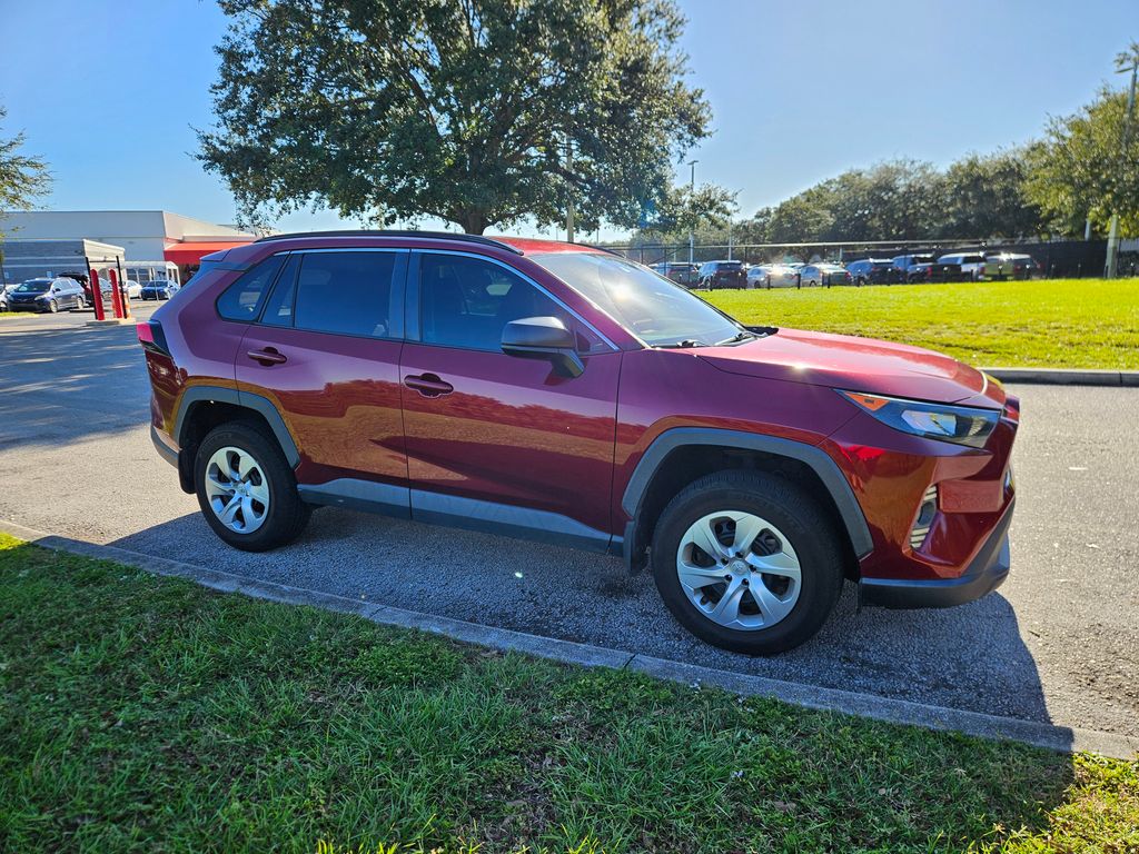Thumbnail: 2020 Toyota RAV4 - 7