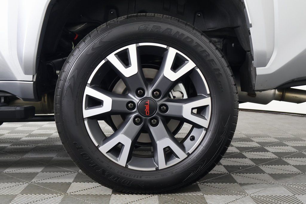 Thumbnail: 2025 Toyota 4Runner - 16