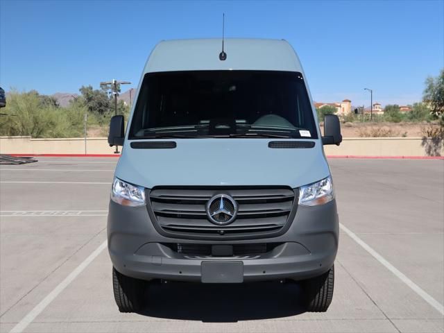 Thumbnail: 2025 Mercedes-Benz Sprinter - 2