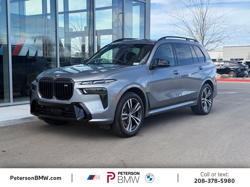 2024 BMW X7 M60i AWD