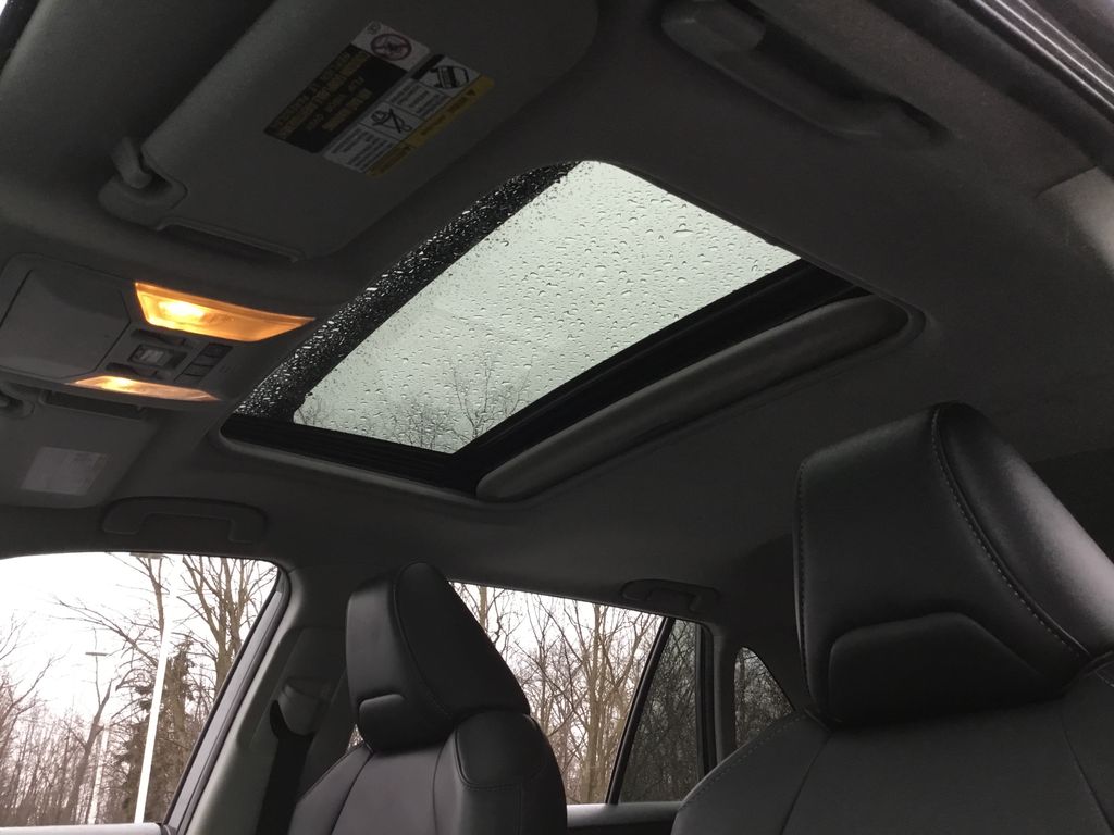 Thumbnail: 2020 Toyota RAV4 - 18