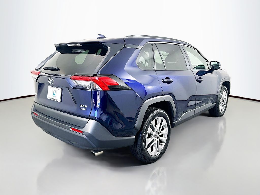Thumbnail: 2025 Toyota RAV4 - 5