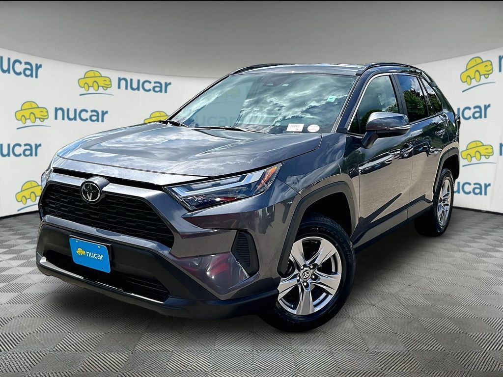 2024 Toyota RAV4 — photo 3