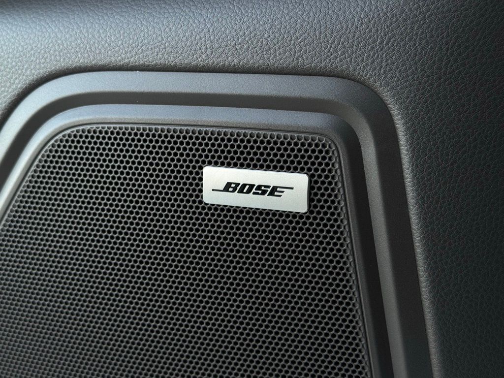 Used 2026  Porsche  image 30