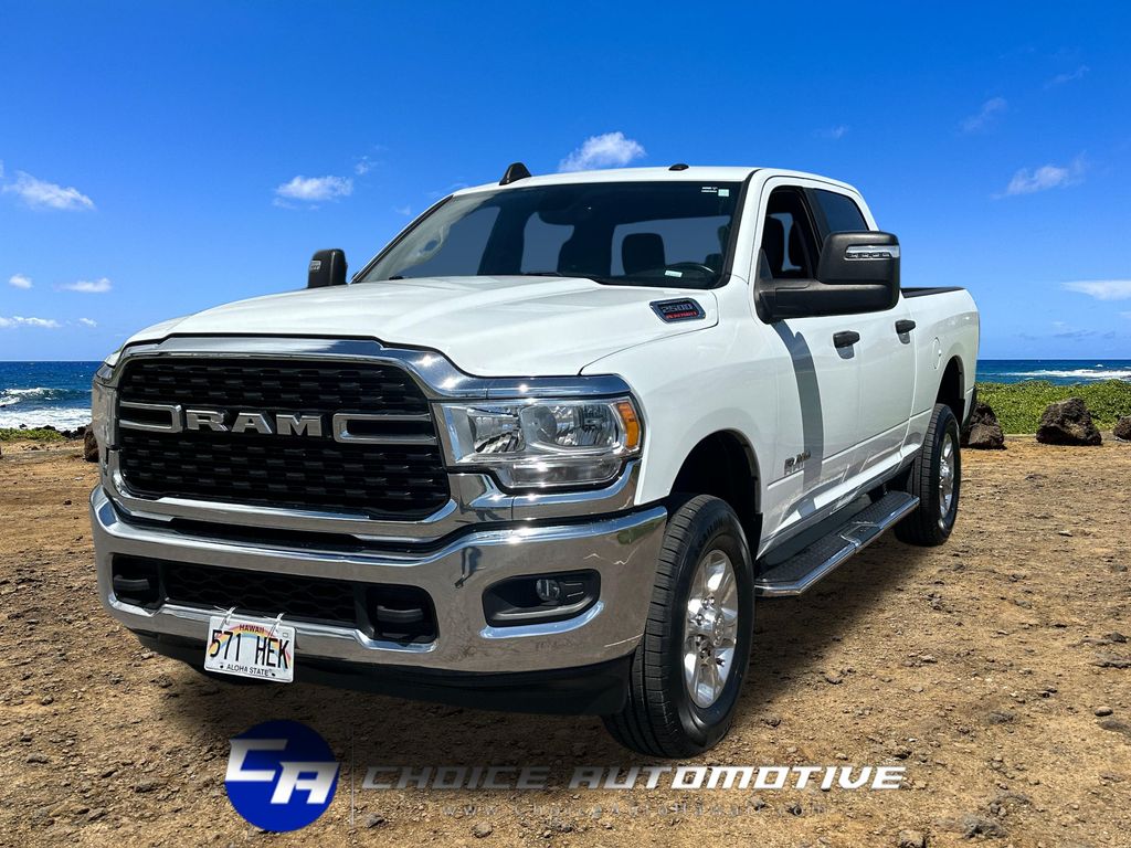 Bright White Clearcoat 2024 RAM 2500 Big Horn Crew Cab 4WD Pickup Truck Four-Wheel Drive 8-Speed Automatic