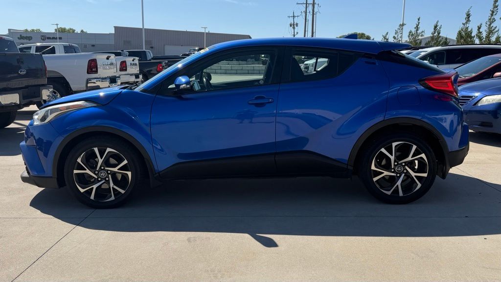 Used 2018 Toyota C-HR XLE Premium with VIN NMTKHMBX0JR029661 for sale in Kansas City