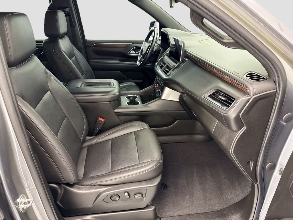 Thumbnail: 2021 Chevrolet Tahoe - 18