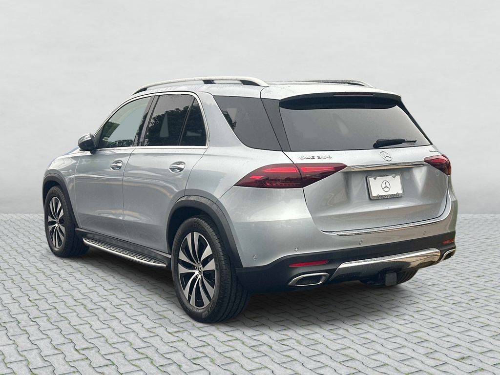 Thumbnail: 2026 Mercedes-Benz GLE - 7
