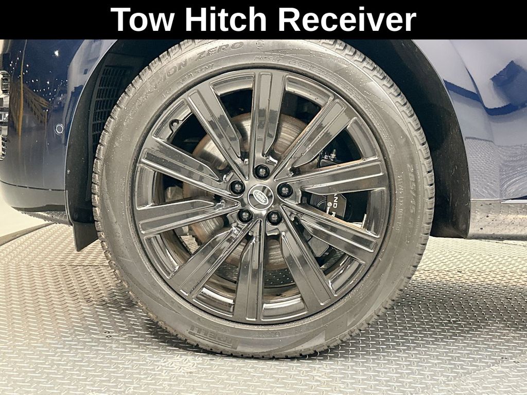 2023 Land Rover Range Rover SE 7