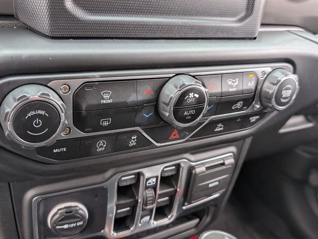 used 2022 Jeep Wrangler car, priced at $32,988