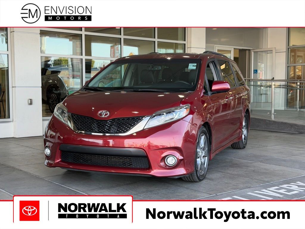 Salsa Red Pearl 2017 Toyota Sienna SE Premium 8-Passenger FWD Minivan Front-Wheel Drive 8-Speed Automatic