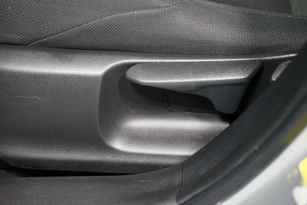 Thumbnail: 2022 Toyota Corolla - 31