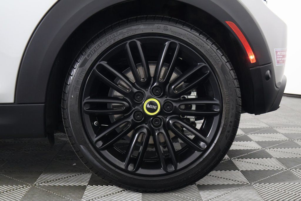 Thumbnail: 2024 MINI Cooper - 16