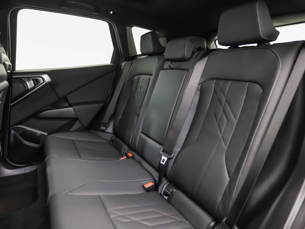 Thumbnail: 2026 BMW X3 - 22