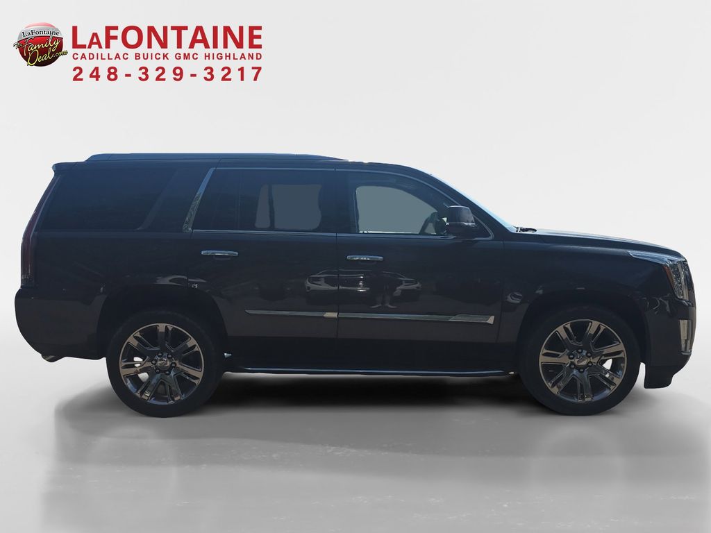 2015 Cadillac Escalade Luxury 8