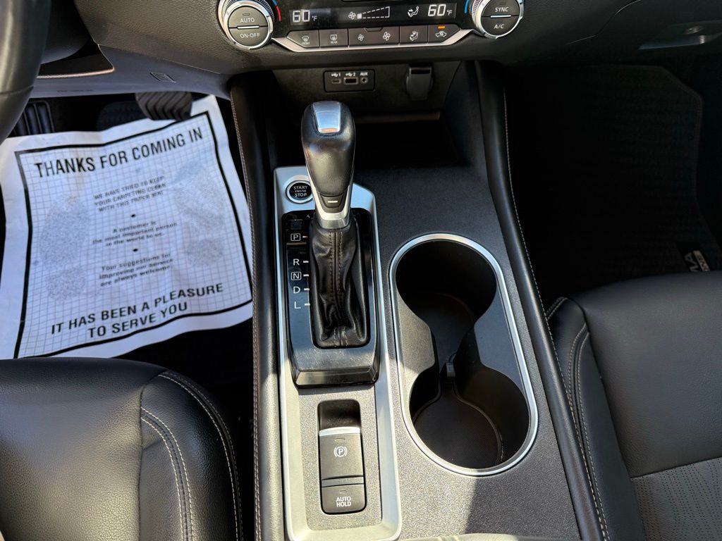 Thumbnail: 2019 Nissan Altima - 18