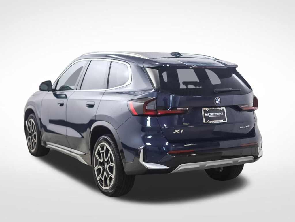 Thumbnail: 2026 BMW X1 - 3