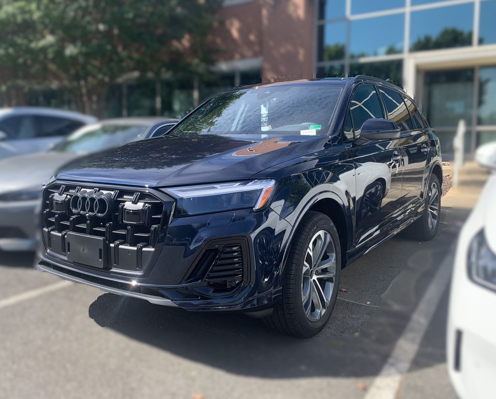 Thumbnail: 2026 Audi Q7 - 3