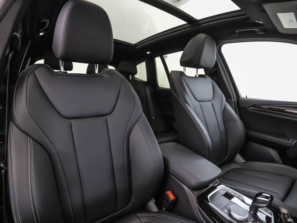 Thumbnail: 2024 BMW X3 - 32