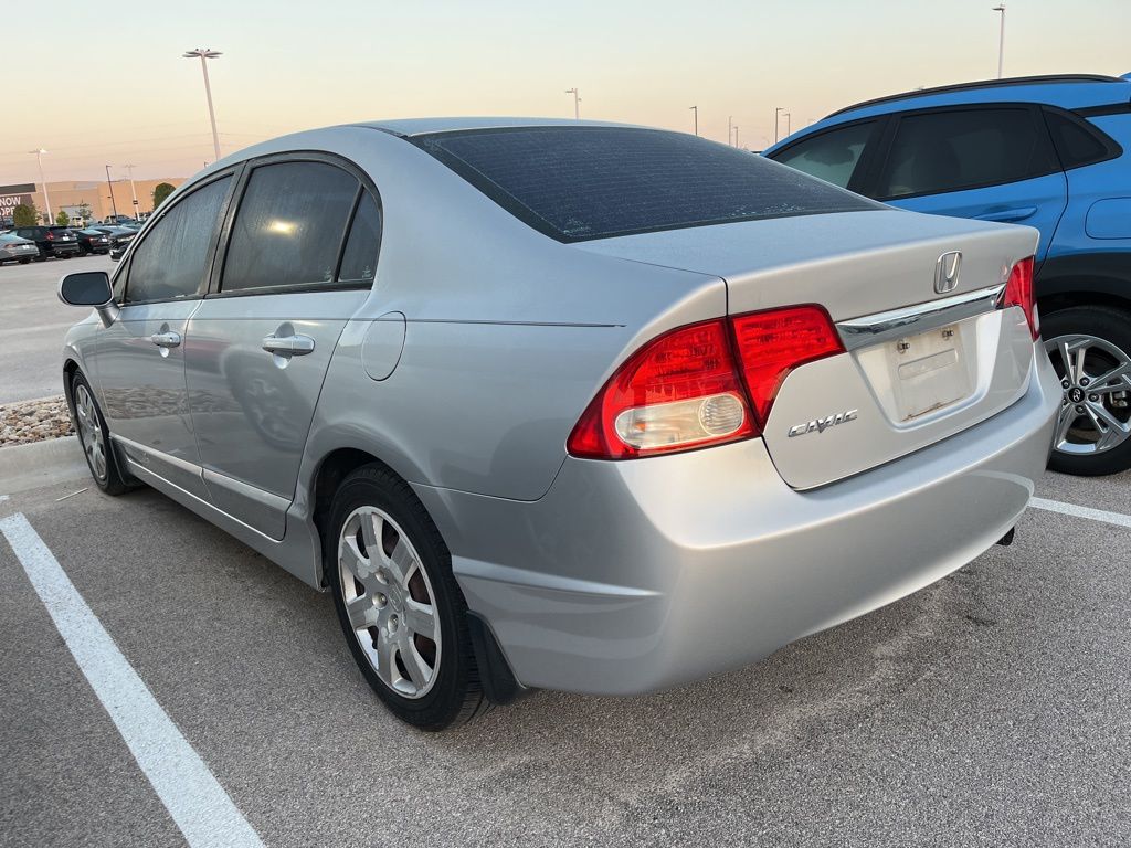 Thumbnail: 2011 Honda Civic - 4
