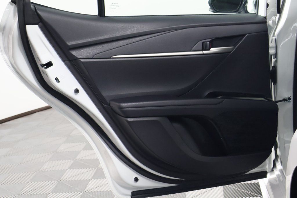 Thumbnail: 2025 Toyota Camry - 13