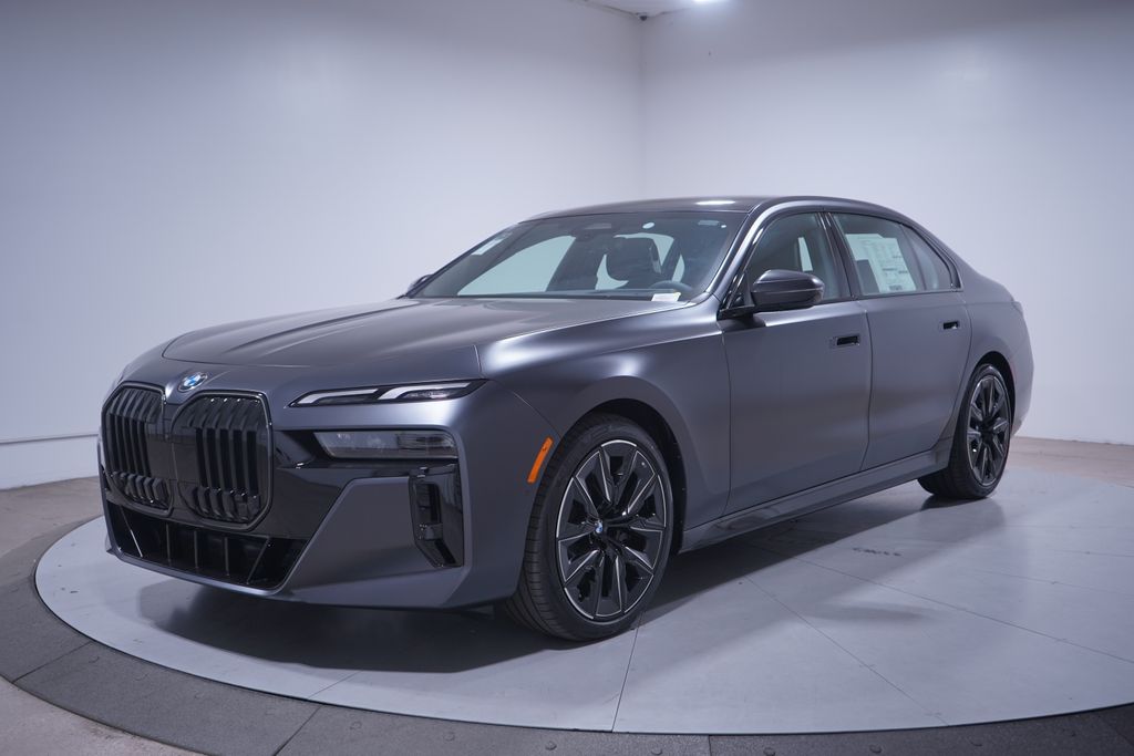 Thumbnail: 2026 BMW 7 Series - 1