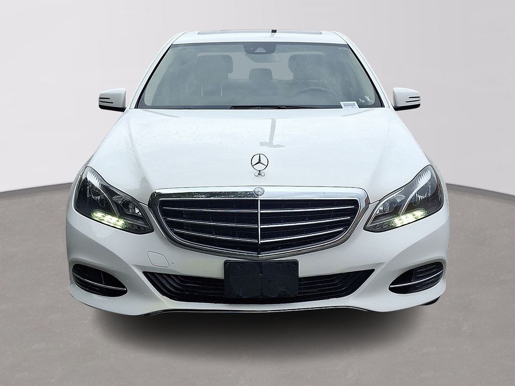Thumbnail: 2014 Mercedes-Benz E-Class - 2