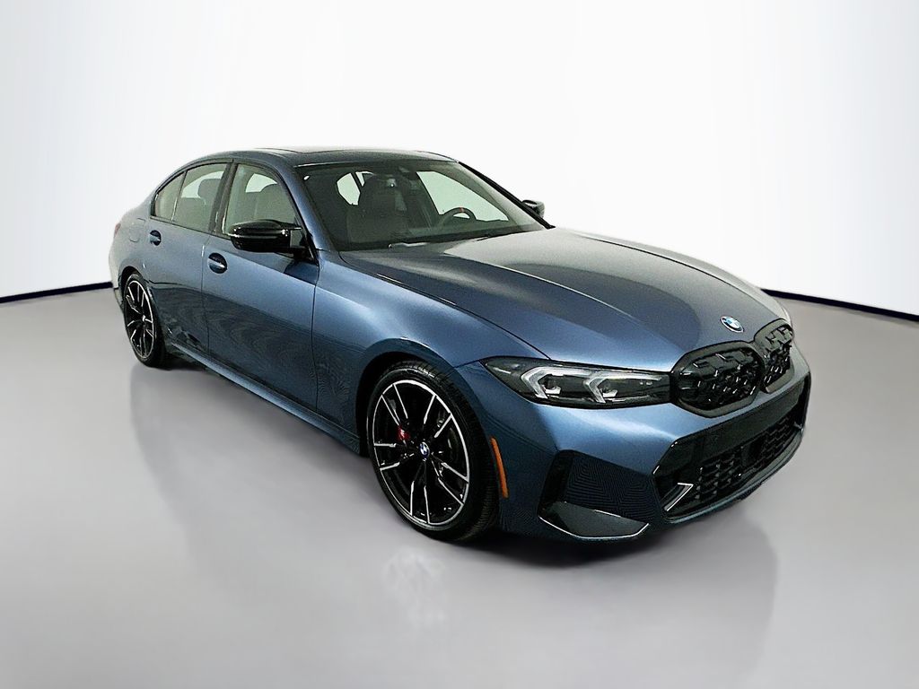 Thumbnail: 2025 BMW 3 Series - 3