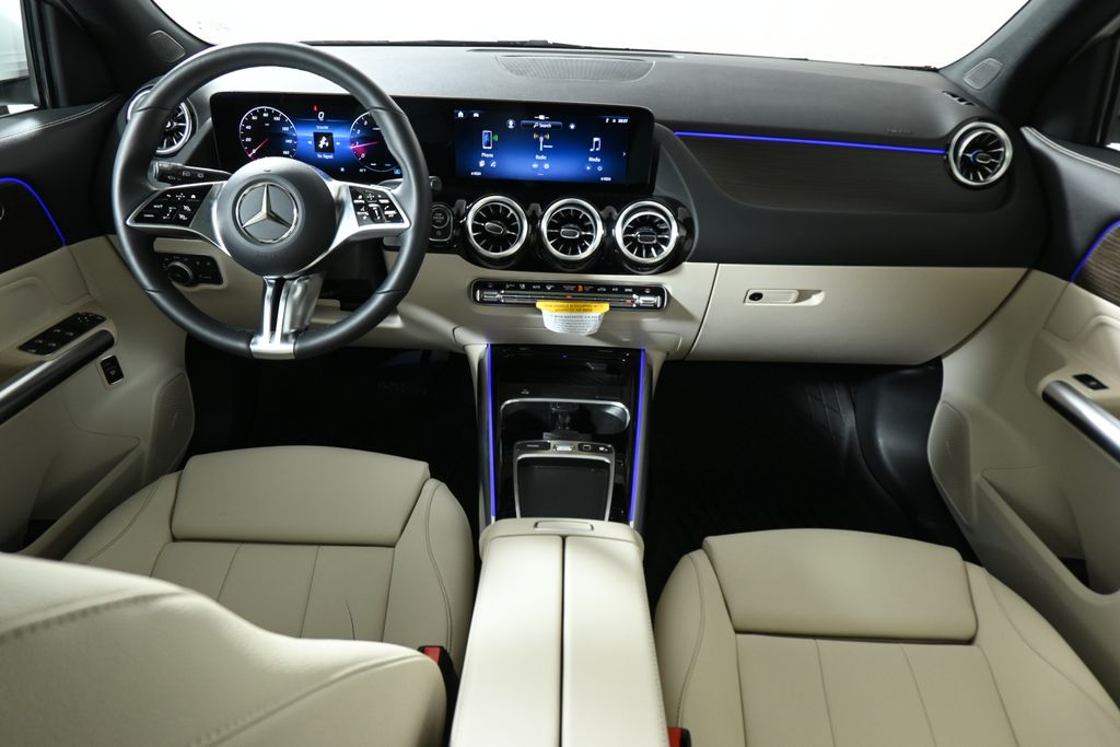 Thumbnail: 2026 Mercedes-Benz GLA - 4