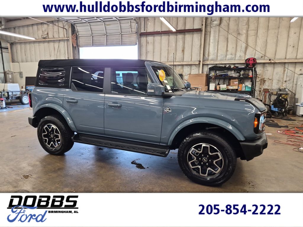 Blue (Azure Gray Metallic) 2025 Ford Bronco SUV / Crossover Four-Wheel Drive Automatic