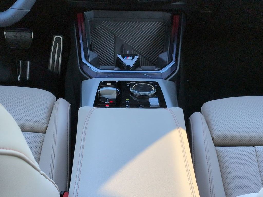 New 2026 White BMW 30 xDrive image 19